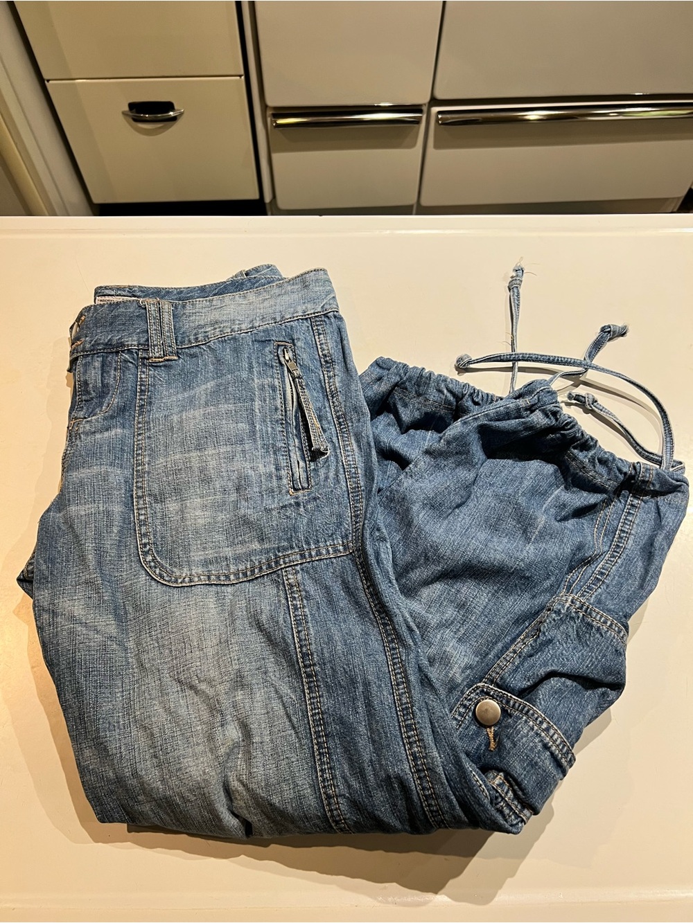 Y2K Baggy Cinched Ankle 100% Cotton Low Rise Jeans Size 10 Boho Indie Streetwear